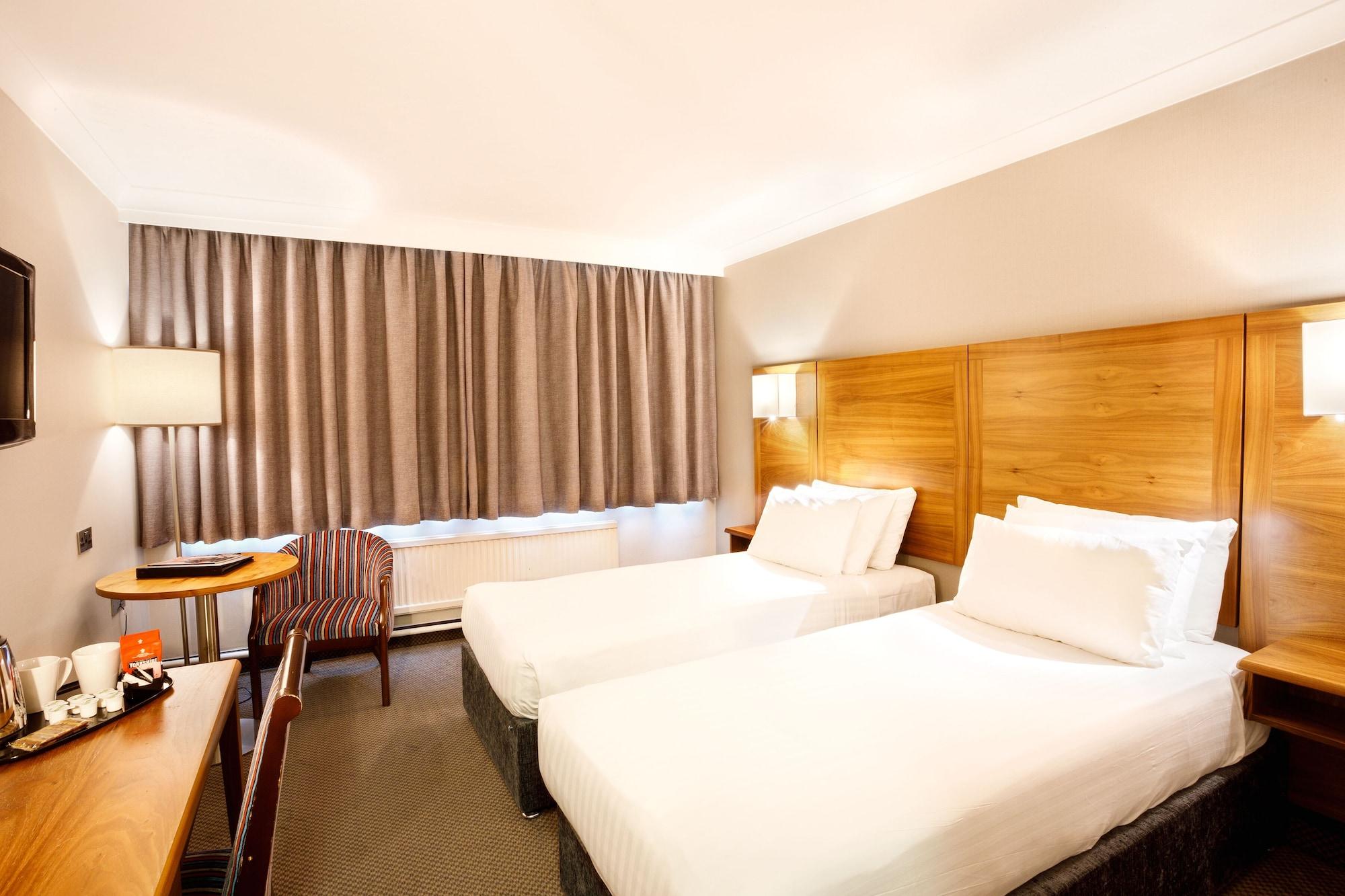 Cedar Court Hotel Huddersfield Kültér fotó