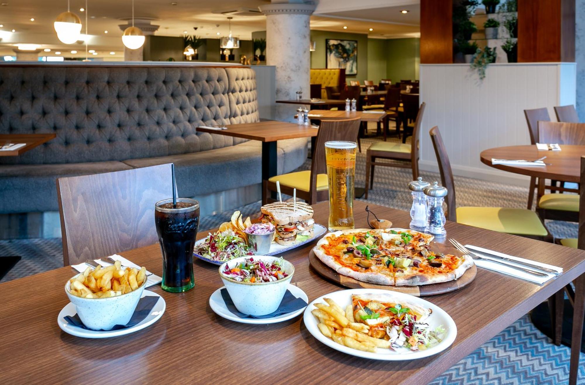 Cedar Court Hotel Huddersfield Kültér fotó